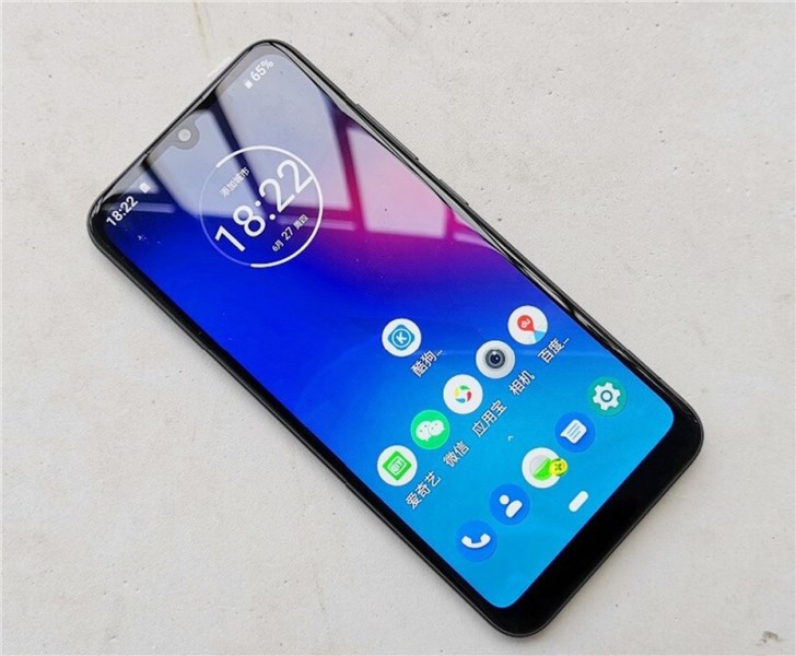 摩托罗拉Moto E6 Plus真机图曝光(3)